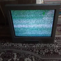 تلویزیون نمیدونم چند اینچ هست سالم