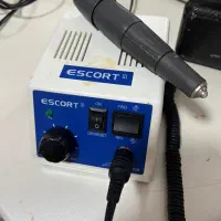 دستگاه اسکورت Escort اصل کره در حد نو ۱۸ تومان