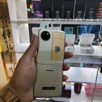 گوشی جدید و خاص تاشو طرح Z flip