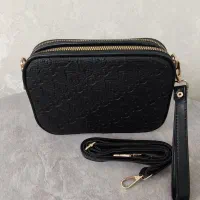 تنوع کیف های رودوشی|کیف، کفش، کمربند|قدس, شهر‌قدس|دیوار