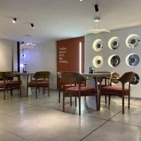 اشپز،ظرفشور،سالندار