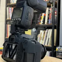 کانن 700D به همراه اسپیدلایت|دوربین عکاسی و فیلم‌برداری|سیرجان, |دیوار