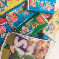 عکس آدامس فوتبالی