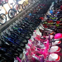 دوچرخه حسین