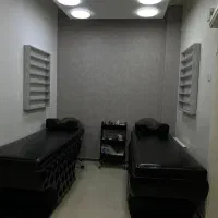 استخدام مژه کار به صورت اجاره و درصدی