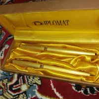 خودنویس و خودکار