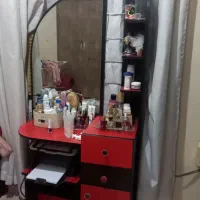 میزآرایش و صندلی