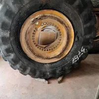 تعمیروفروش لاستیک لودر|ماشینآلات صنعتی|خمینیشهر, |دیوار