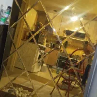 آینه قدی بعلت جابجایی