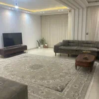 ۱۶۰متر/سه خواب/طبقه سوم