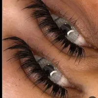 کاشت مژه وژلیش ناخن|خدمات آرایشگری و زیبایی|مشهد, بهمن|دیوار