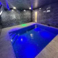 اجاره اولین ویلای استخردار سوئیسی|اجارهٔ کوتاهمدت ویلا و باغ|تبریز, |دیوار