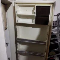 یخچال و  و سه عدد فرش