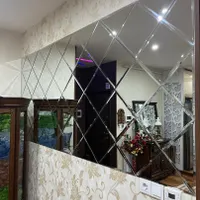 آینه تزئینی