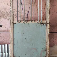 2 عدد در اهنی