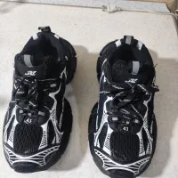 کفش بالنسیاگا اورجینال سایز ۴۳