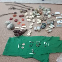 همه نوع مهره اصل معاوظع با ساعت قدیمی انگشتر کبوتر