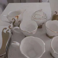 یک سرویس. چایخوری . نگین دار خارجی|ظروف سرو و پذیرایی|کوهسار (البرز), |دیوار