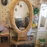اینه ومیز
