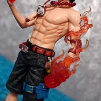 فیگور ACE (با جعبه)