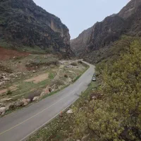 خونه همکف و مستقل ۳ خوابه با هال و پذیرایی ۵ فرشه