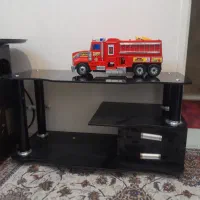 میزتلوزیون شیشه سالم