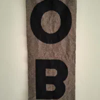 شال اصل ایتالیایی برند اورجینال هوگو باس، گرم.