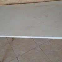 میزبا چهار صندلی