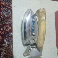 اتوی قدیمی