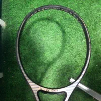 راکت تنیس نیمه حرفه ای