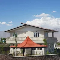 شیروانی آلاچیق سردر پوشش پارکینگ ورق ریزی راه پله