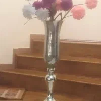 گلدان با گل