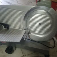 کالباس بر مارک امگا