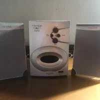 اسپیکر میکرو لب و یک کیبورد