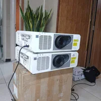 اجاره ویدئو پروژکتور و پرده نمایش