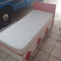 تخت تک نفره