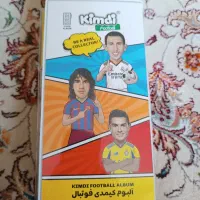 یک مجله با بیش از ۱۲۰کارت با ۱۷تا استیکر کلی فیگور