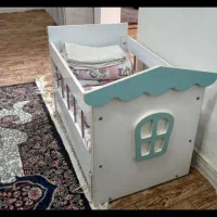 تخت گهواره ای نوزاد