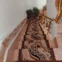 فرش راه پله در حد نو