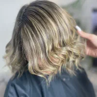 مدل برای رنگ ولایت تخصصی و50٪ تخفیف برای خدمات vip