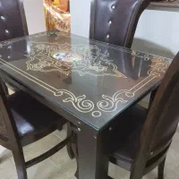 میز نهار خوری چهار نفره