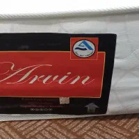 تخت دو نفره همراه با تشک
