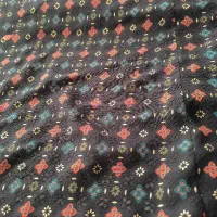 یک عدد جا حبوباتی و یک عدد چادر