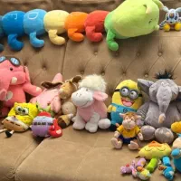 فروش یکجا تعدادی  اسباب بازی و عروسک