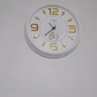 ساعت دیواری