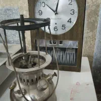 تعدادی اشیاء عتیقه|کلکسیون اشیاء عتیقه|بن, |دیوار