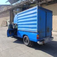 راننده با نیسان مسقف