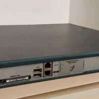 روتر حرفه‌ای Cisco 2811 سالم و آماده به کار