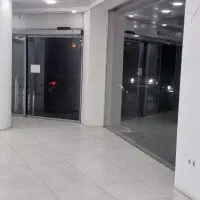 تجاری بر اندرزگو  ۱۵۰ متر تمام ویترین|اجارهٔ مغازه و غرفه|تهران, چیذر|دیوار