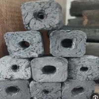 فروشنده مغازه دخانیات خانم زیر سی سال